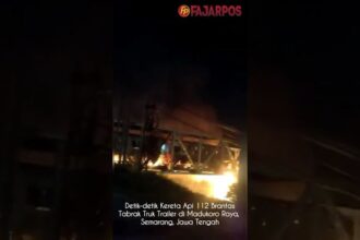 Kereta Api Brantas Tabrak Truk Trailer (Source: Youtube Fajarpos TV)